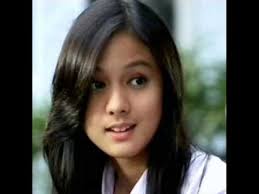 Hasil gambar untuk bugil telanjang NAJWA SHIHAB indonesia presenter tv