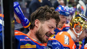 Rikard Grönborg hehkutti Tampereen ja Tapparan poikaa – Kristian Tanuksesta on tullut ”The Guy”