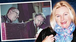 ‘I am six feet from Tina Satchwell’s body. She’s buried in her dressing gown, underneath the stairs’