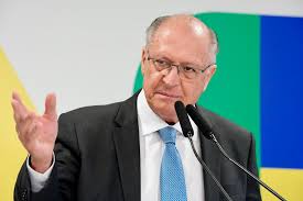 Com Lula prestes a encontrar Trump, Alckmin fala em buscar parcerias com EUA