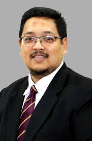 Profesor Dr. Ahmad Farhan Mohd Sadullah P.P. Kejuruteraan Awam ... - 3