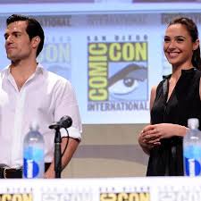 Gal Gadot desabafa sobre não interpretar Mulher-Maravilha e defende Henry Cavill