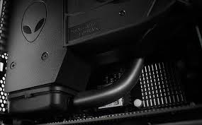 Résultat de recherche d'images pour "alienware triangle pc"