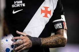 Clubes da Bundesliga procuram Vasco por craque do elenco