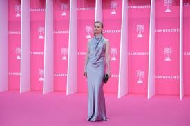 Roosa Söderholm palkittiin parhaana näyttelijänä Cannesin tv-festivaaleilla