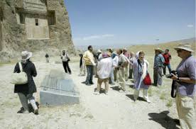Image result for ‫گردشگر‬‎