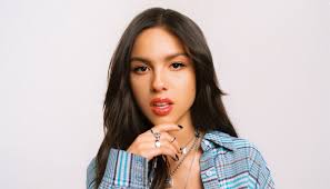 Olivia Rodrigo makes 'crazy' statement about hearing: 'That's wrong with me'