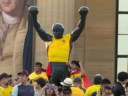 LA MALDICIÓN DE ROCKY: La cábala que no se cumplió en el banderazo de Ecuador