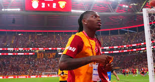 Galatasaray'da eksikler 11'i bozdu! Okan Buruk'tan şaşırtıcı Leao planı — Sözcü Gazetesi