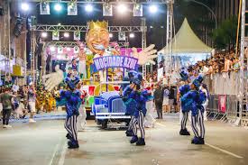 Carnaval de Curitiba 2026: veja a programação de desfiles