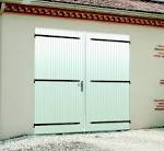 Porte de garage battante pvc sheet