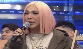 SPOTTED! Vice Ganda Had Wig Malfunction During Concert With ...