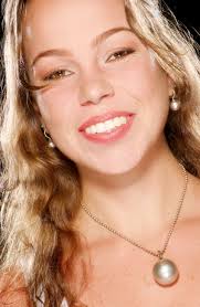 Resultado de imagem para Anna Paula Caldeira