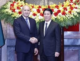 Bulgarian President wraps up Việt Nam visit