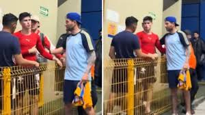 ¡Saludo entre cracks! Gignac buscó a Hormiga González tras el Tigres vs Chivas (VIDEO)