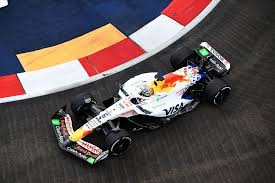 Isack Hadjar Sorprende en Singapur: ¿Es Realmente Tan Rápido?