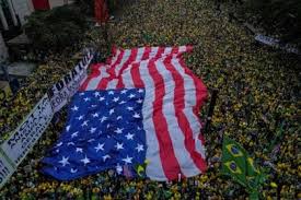 Bandeira dos EUA em Ato Bolsonarista: Mistério Desvendado? - Imagen ilustrativa del artículo