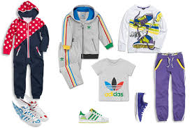 Znalezione obrazy dla zapytania modne ubrania dziecięce sportowe adidas