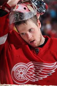 Count Thomas&#39; counterpart on the Wings, Jimmy Howard, as one of the awestruck fans who are still marveling at the historic season Thomas ... - nhl_g_howard01_200