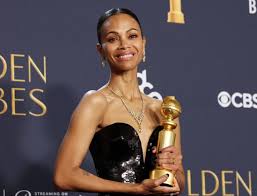 Zoë Saldana: Von Avatar bis zur Audienz beim Papst – Ein Star im Rampenlicht