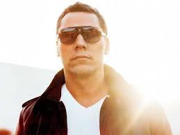 &#39;Munni&#39; and &#39;Sheila&#39; do a song together - dj-tiesto