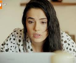 Funda Eryiğit, Uçurum dizisinde Pınar karakerini oynuyor. - Funda_Eryigit_1_131359