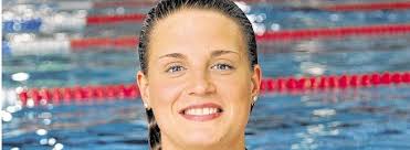 Mit ihren 1,85 Metern ist Lisa Vitting ein richtig großes Mädchen und momentan Mülheims bekannteste Sportlerin. Zugleich pendelt und wandelt die Schwimmerin ... - Schwimmen-SGE-Kader-London-Olympia