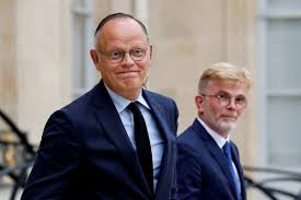 Crise Gouvernementale : Le Parti d'Édouard Philippe Prêt à Claquer la Porte !