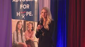 Elizabeth Smart Advocates Hope at Ohio CASA Conference