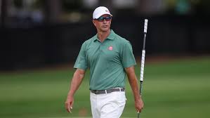 Viktor Hovland surges to one-shot lead at TOUR Championship with cast of challengers lined up behind him - PGA Tour