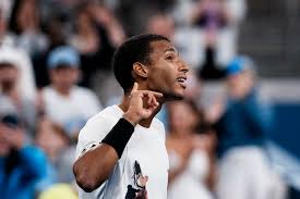 ¡Auger-Aliassime Sorprende! Zverev Eliminado en el US Open - Imagen principal del artículo
