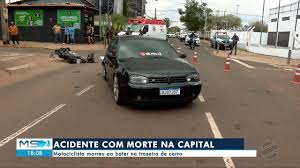 Motociclista morreu ao bater na traseira de carro na capital