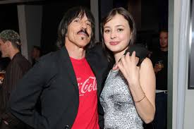 Anthony Kiedis' Girlfriend Eileen Kelly, 30, Writes About the Benefits of Dating a 'Much Older Boyfriend'