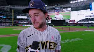 Turang's walk-off blast gives Brewers first sweep of Yankees this century