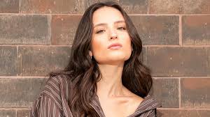 Larissa Manoela X Pais: Guerra Judicial Atinge Novos Patamares!