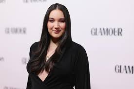 GNTM-Siegerin teilt Abnehmerfolg – und spricht ungeschönt über frühere Figur