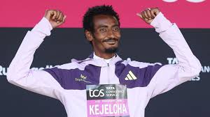 Kejelcha breaks men's half marathon world record by 29 seconds - BBC