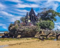 Gambar Pantai Balekambang, Jawa Timur