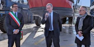 Ancona esporta innovazione portuale, varate due navi per servizi ambientali nei porti di Napoli e Salerno