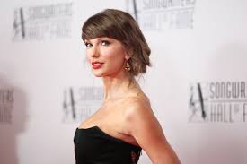 Como Taylor Swift foi parar no centro da acusação de plágio feita por uma professora brasileira contra um espanhol