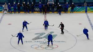 Un bruit "bizarre", "une glace très petite"... Les hockeyeurs contraints de s'adapter aux dimensions des patinoires olympiques