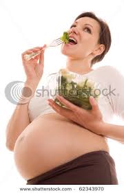 Résultat de recherche d'images pour "laughing at salad"