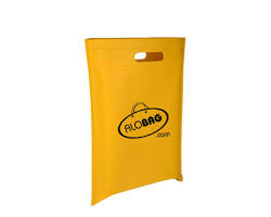 بسته‌بندی حرفه‌ای هدیه تبلیغاتی با لوگو برند