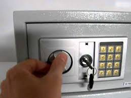 Resultado de imagen de caja fuerte