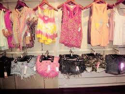 Résultat de recherche d'images pour "fashion girl facebook 2012"