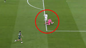 Man City fans furious as Gianluigi Donnarumma 'forgets' he's still inside penalty box in Real Madrid clash