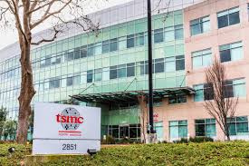 TSMC Stock Surges! July Revenue Skyrockets 25.8% - Is Now The Time To Buy? - Imagen principal del artículo