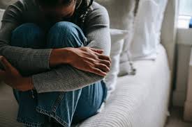 O que é o 'Blue Monday' e por que data reacende debate sobre tristeza, saúde mental e doenças crônicas