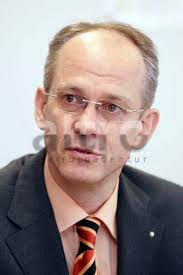 Stichworte: Portrait Porträt Dr. <b>Wolfgang Vogl</b> Direktor Südzucker AG Werk <b>...</b> - layout-4023007