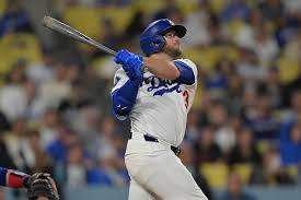 MLB roundup: Dodgers walk off Rangers on Max Muncy's 3rd HR of night